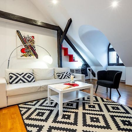 Modern Apartment Centrally Located 자그레브 외부 사진