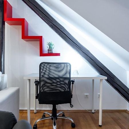 Modern Apartment Centrally Located 자그레브 외부 사진