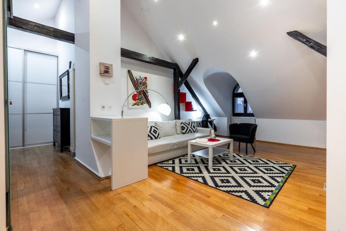Modern Apartment Centrally Located 자그레브 외부 사진